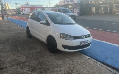 VOLKSWAGEN FOX 1.6 MI 8V FLEX 4P MANUAL 2013