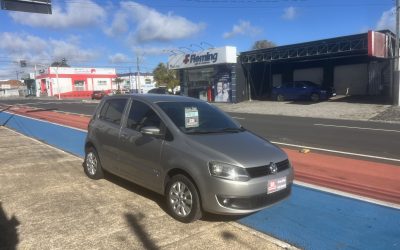 VOLKSWAGEN FOX 1.0 MI TREND 8V FLEX 4P MANUAL 2012