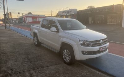 VOLKSWAGEN AMAROK 2.0 HIGHLINE 4X4 CD 16V TURBO INTERCOOLER DIESEL 4P AUTOMÁTICO 2014