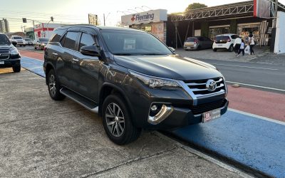 TOYOTA HILUX SW4 2.8 SRX DIAMOND 4X4 7 LUGARES 16V TURBO INTERCOOLER DIESEL 4P AUTOMÁTICO 2020