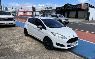 FORD FIESTA 1.5 SE HATCH 16V FLEX 4P MANUAL 2014